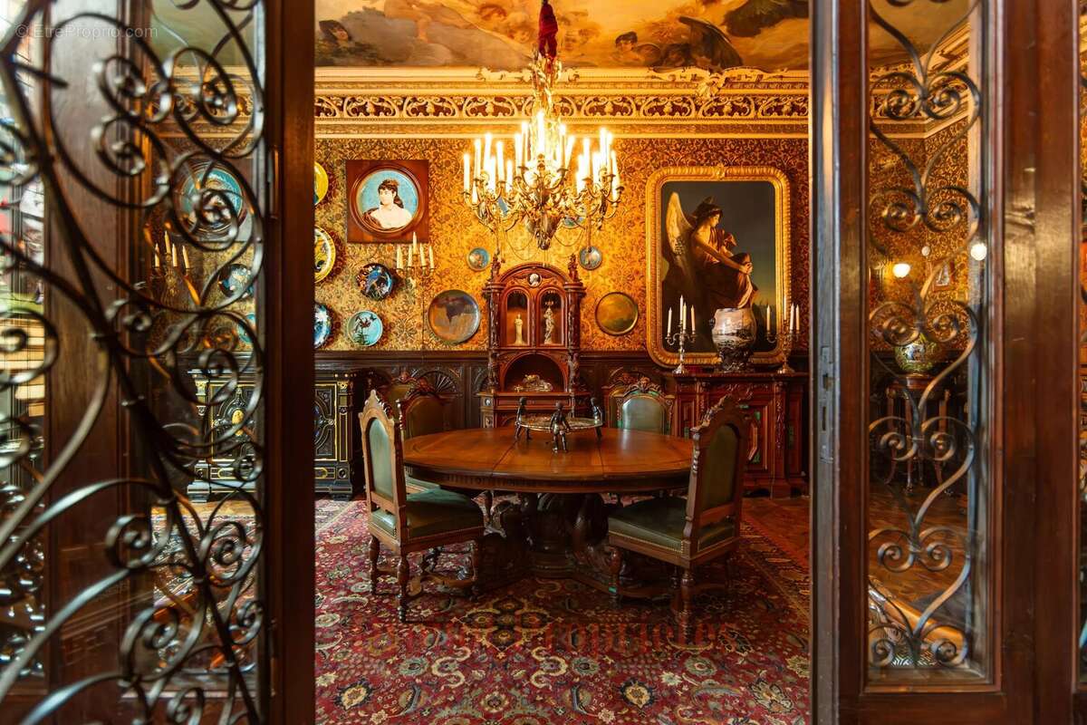 Appartement à PARIS-9E