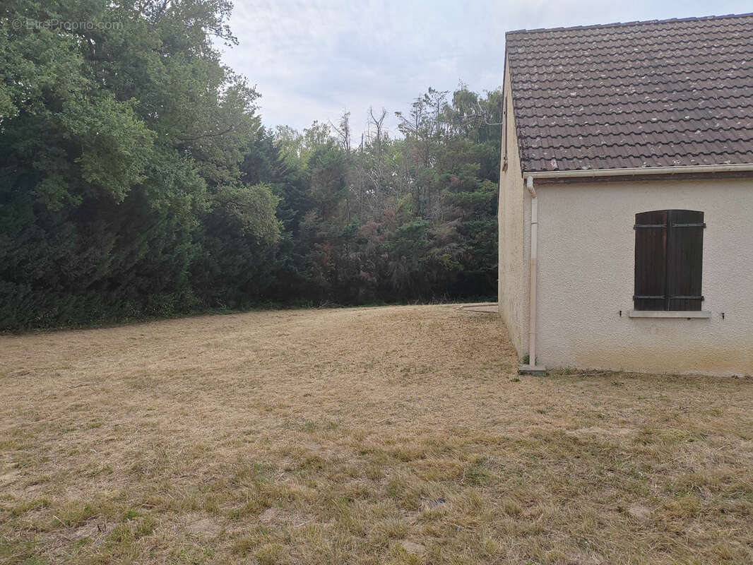 Maison à BAUDRIERES