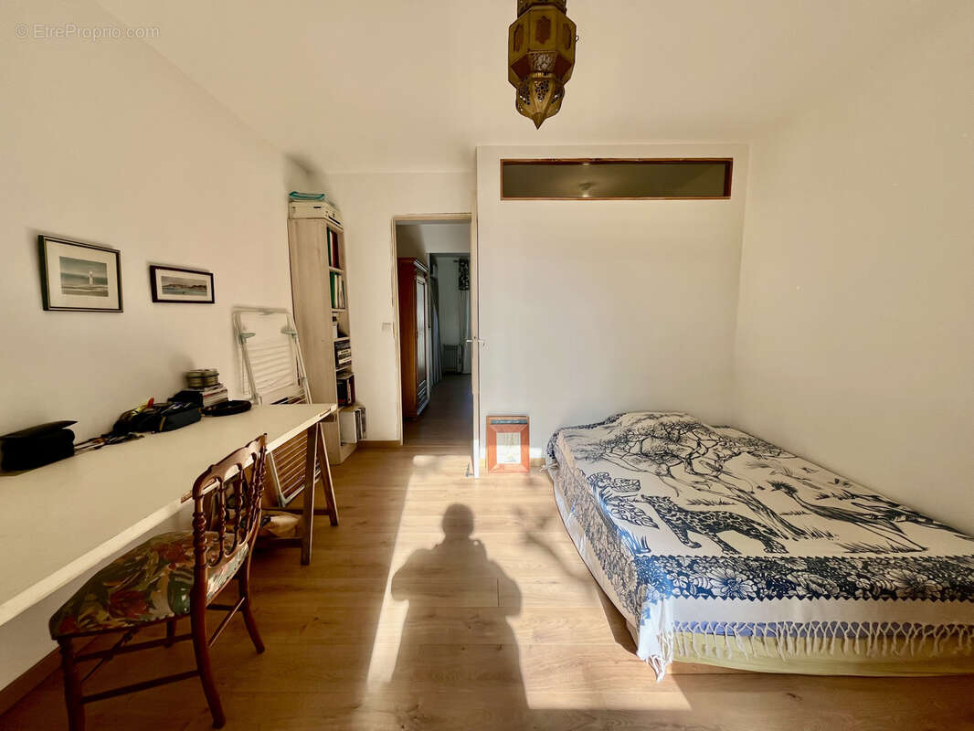 Appartement à MARSEILLE-16E