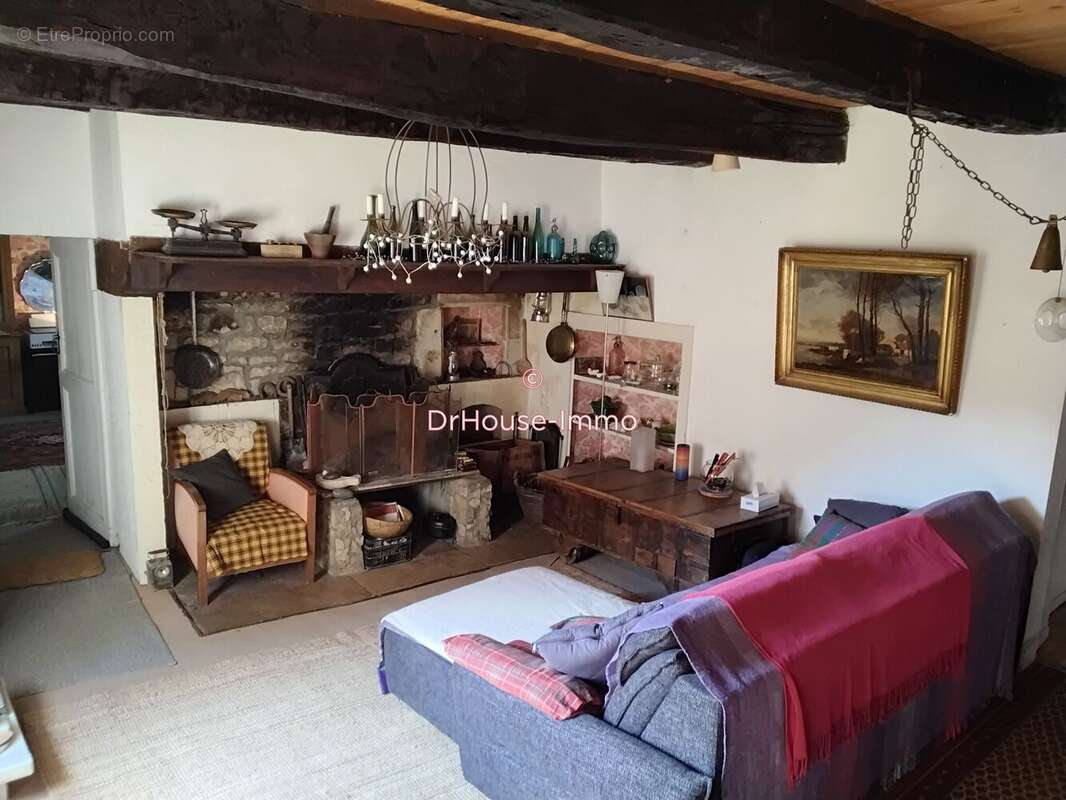 Maison 120 m² à Naussac  - photo 2