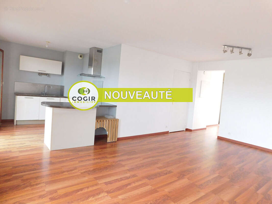 Appartement à VEZIN-LE-COQUET