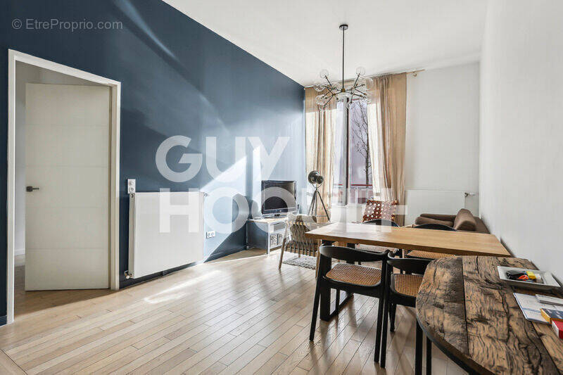 Appartement à MONTROUGE