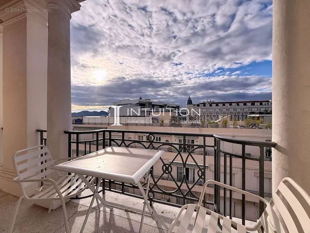 Appartement à CANNES