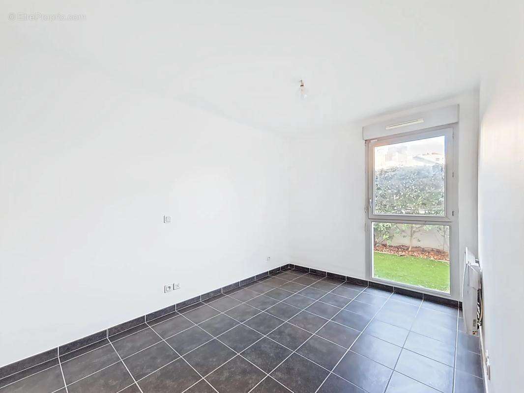 Appartement à LYON-8E