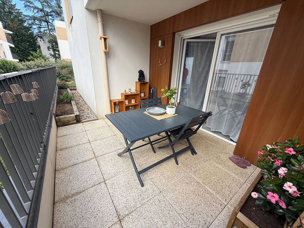 Appartement à LENTILLY