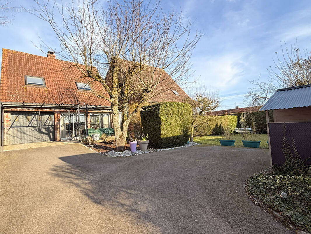 Maison à ALLOUAGNE
