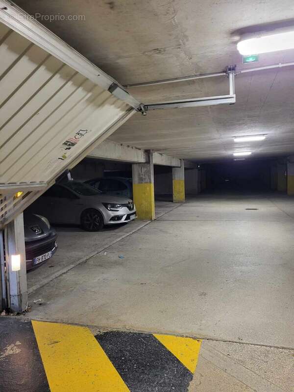 Parking à REIMS