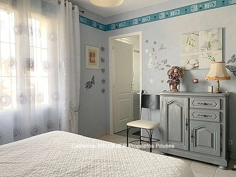Villa lumineuse de plain pied 151 m2, 4 chambres, jardin piscine - photo 11