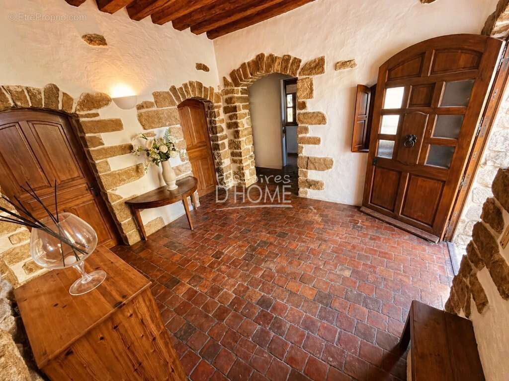 Maison à LE PLESSIS-FEU-AUSSOUX