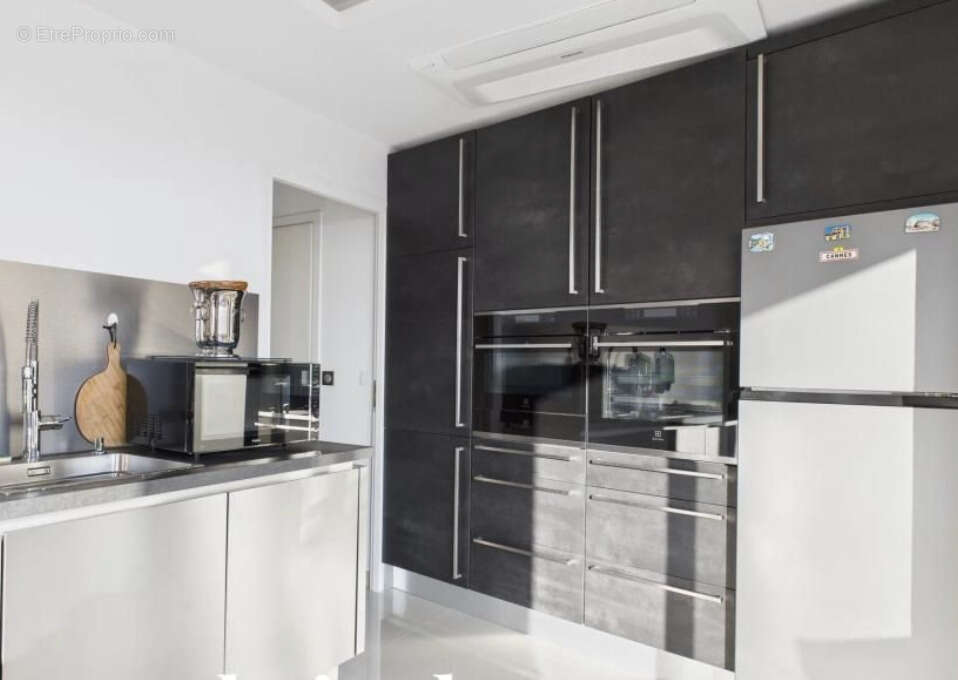 Appartement à MARSEILLE-7E