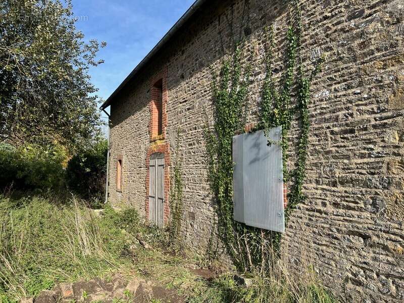 Maison à AUNAY-SUR-ODON