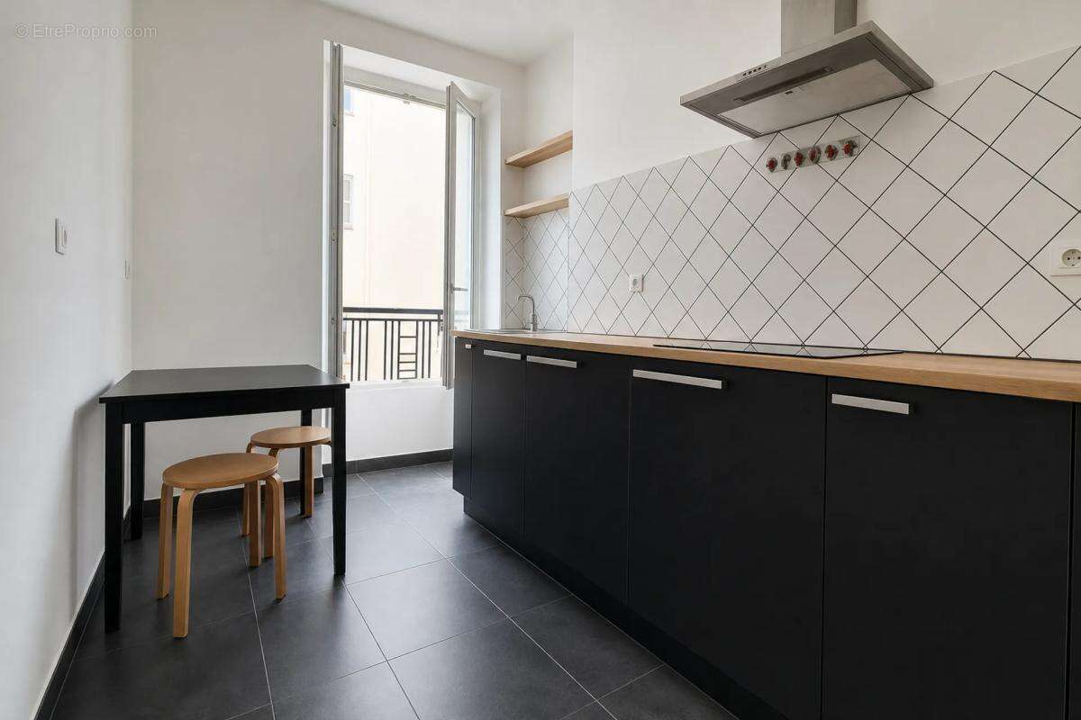 Appartement à MARSEILLE-3E