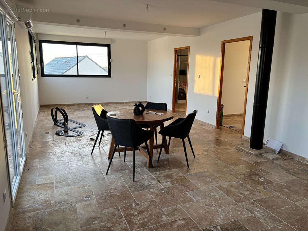 Maison à CHATEAU-GONTIER