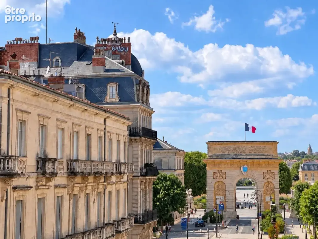 Appartement à vendre 4 pièces MONTPELLIER CENTRE HISTORIQUE (34)- le charme de l'ancien à personnaliser - photo 4