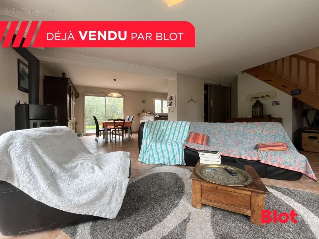 Maison à SAINT-THURIAL