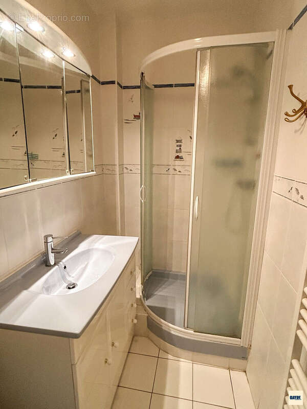 Appartement 63 m² à Saint-Malo  - photo 4