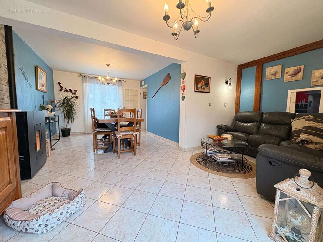 59589365b.jpg - Maison à MERU