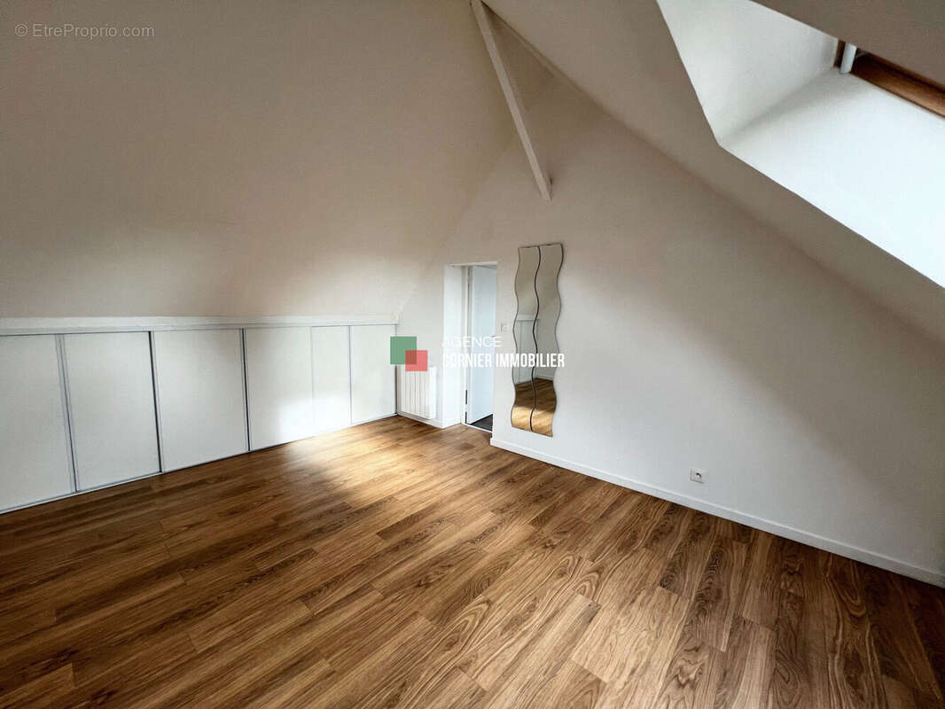 Appartement à NOYAL-SUR-VILAINE