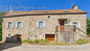 Maison à RIEUPEYROUX