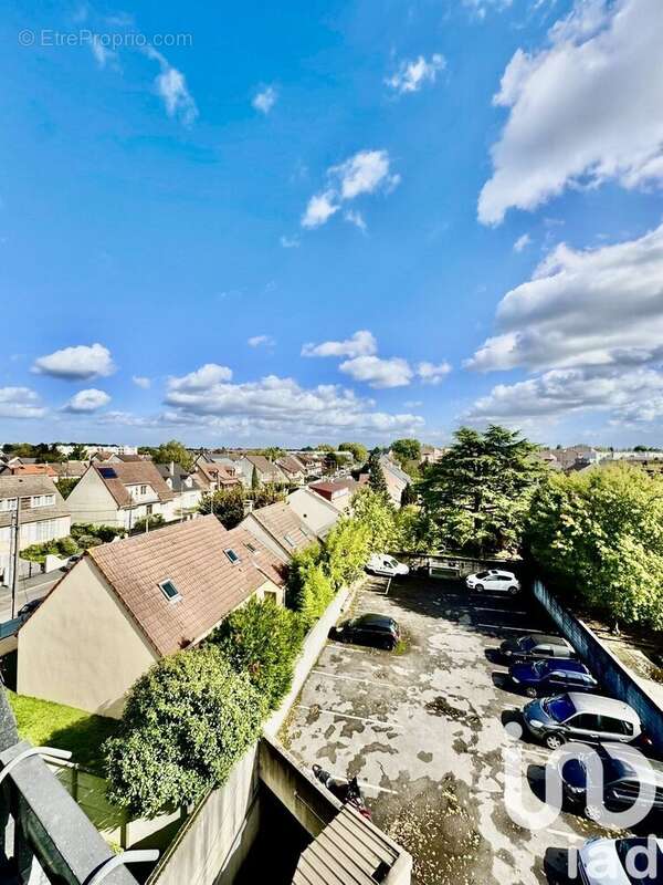 Photo 8 - Appartement à PONTAULT-COMBAULT