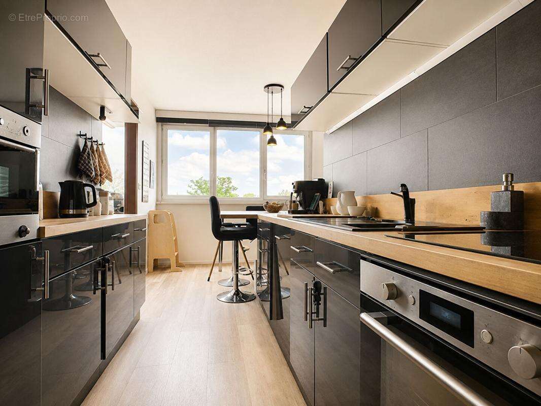 Vente T4 90m2 BORDEAUX (33000) - photo 2