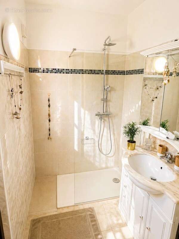 Appartement à BEAULIEU-SUR-MER