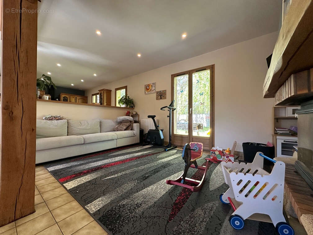 Maison à TREON