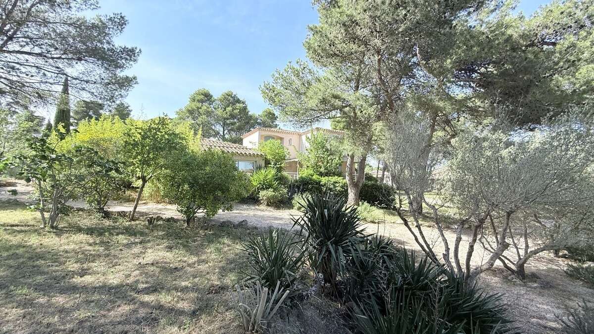 Maison à LEZIGNAN-CORBIERES