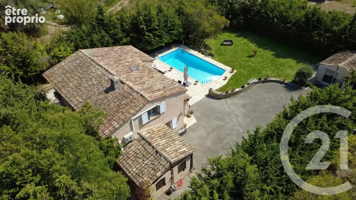 Maison 142 m² à Mouans-Sartoux  - photo 2