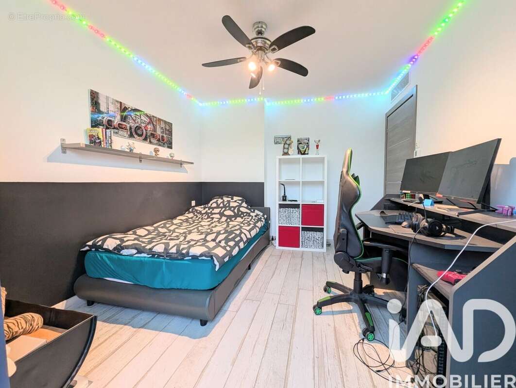 Photo 9 - Appartement à CHATEAUNEUF-LES-MARTIGUES