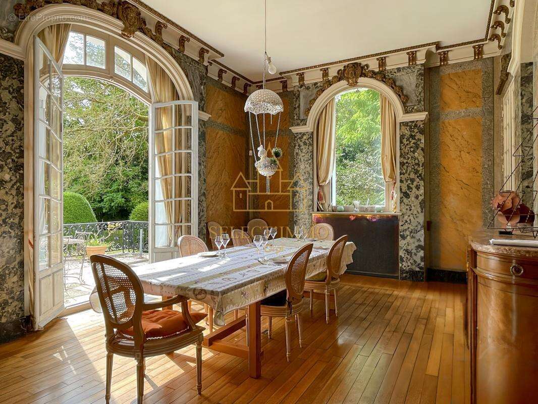 Maison à EZY-SUR-EURE