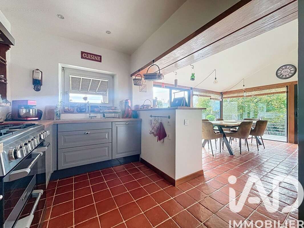 Photo 4 - Maison à LA VILLE-ES-NONAIS