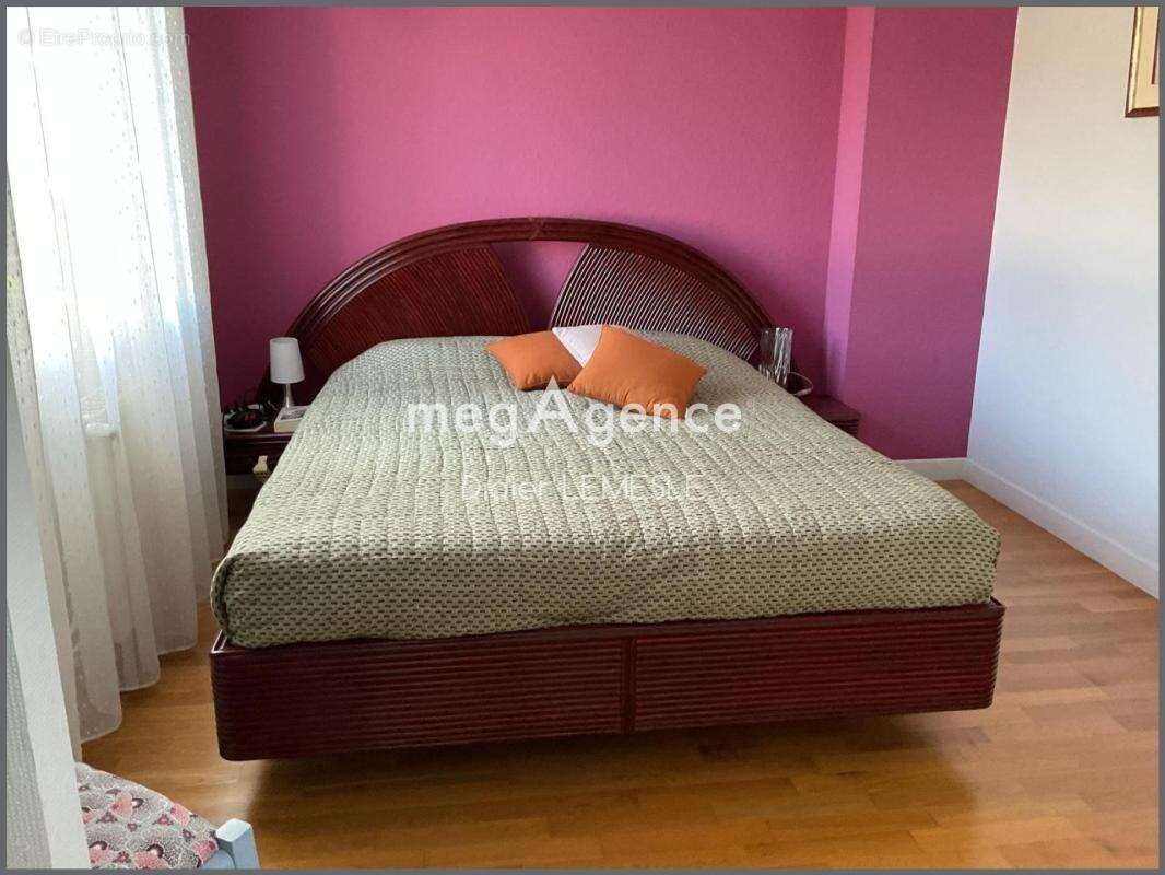 Maison à SEICHES-SUR-LE-LOIR