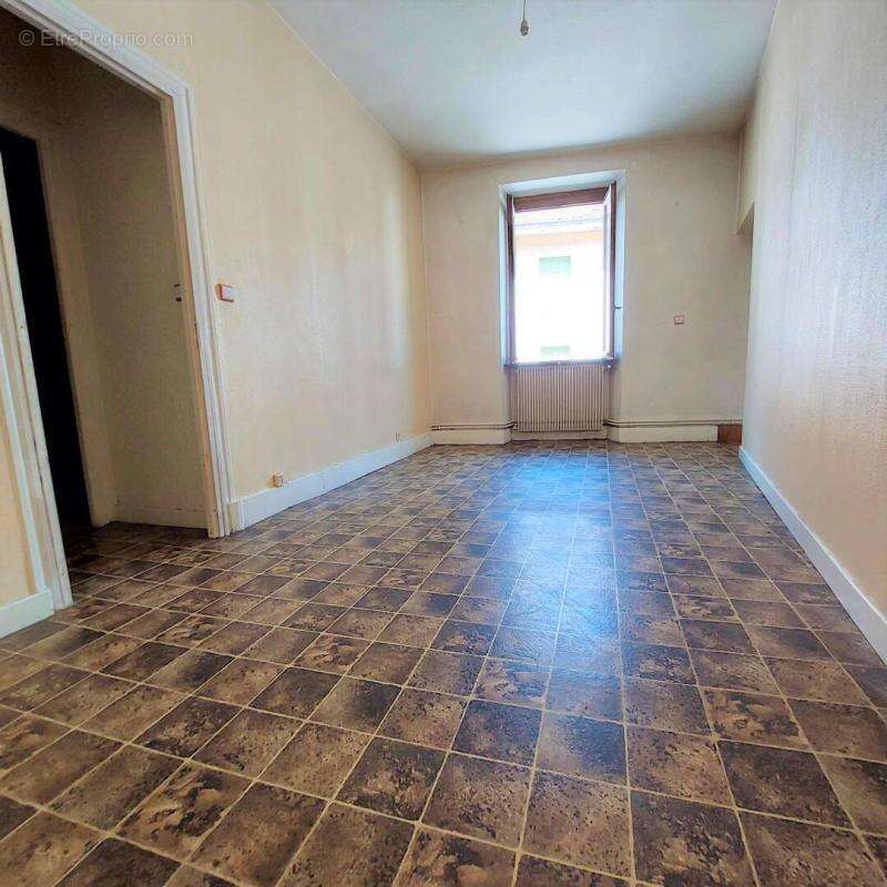 Appartement à SAINT-LAURENT-DU-PONT