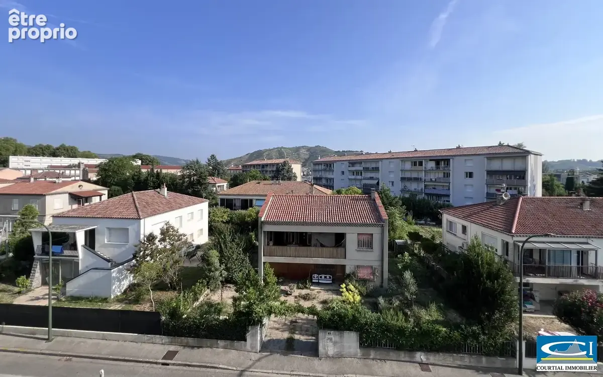 Appartement 5 pièces 126 m² à vendre à Tournon-Sur-Rhone (07300) - photo 2
