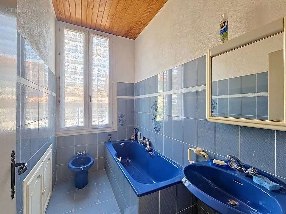 CANNES basse Californie,  immeuble de 145m² habitables en "monopropriété" - photo 10