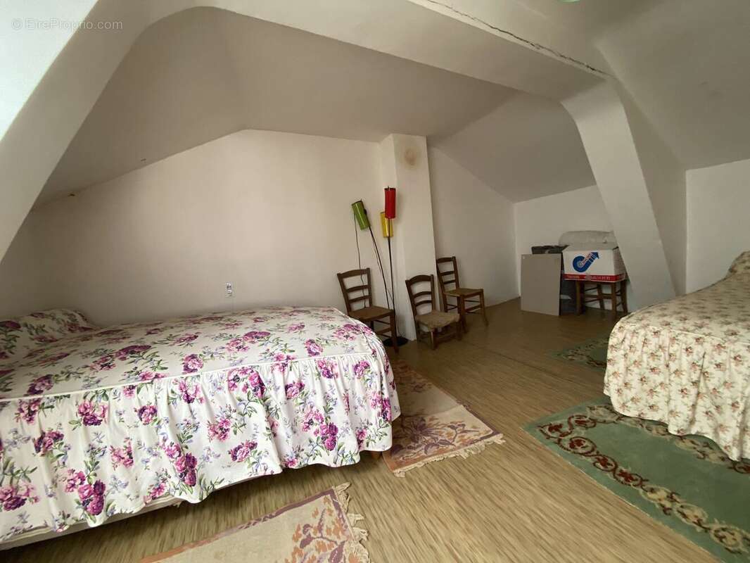 Maison 94 m² à La Selve  - photo 7