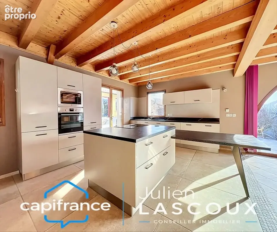 Dpt Isère (38), à vendre maison de charme 10 pièces de plus de 270 m2 habitable - photo 5