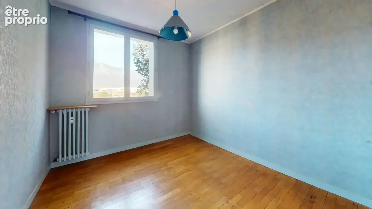 Bel Appartement T3 + place de parking. Traversant Calme, Vue Dégagée et Verdure - photo 9