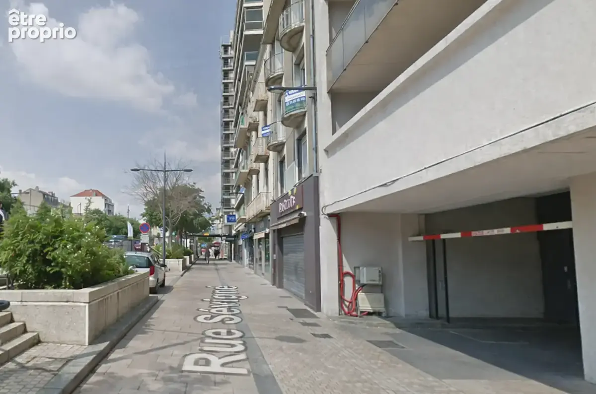 Appartement T4 95 m2 en hyper centre avec ascenseur et place de parking - photo 12
