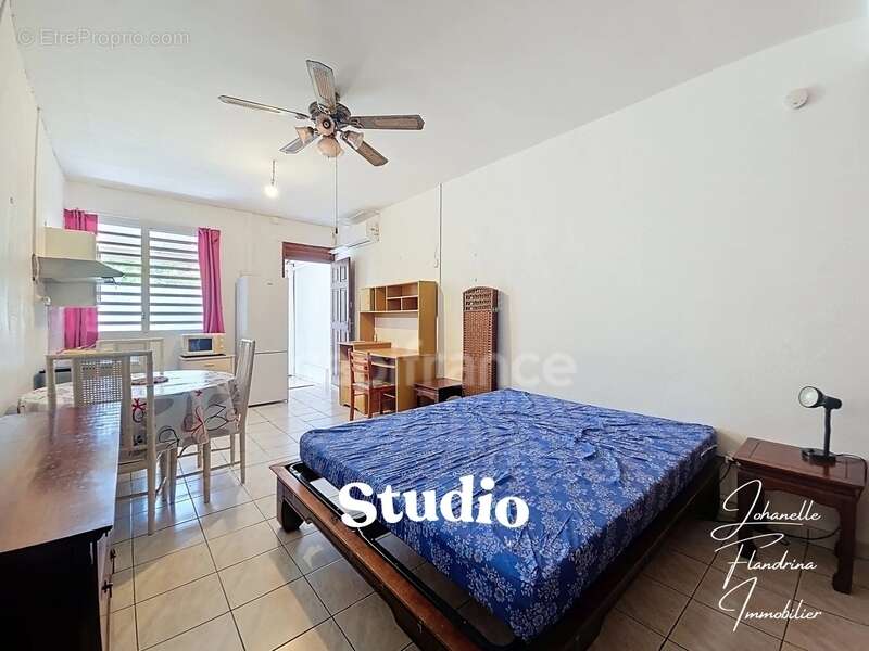 Propriété rare avec maison + 3 logements indépendants – 1850 m² constructible – Basse-Terre centre - photo 12