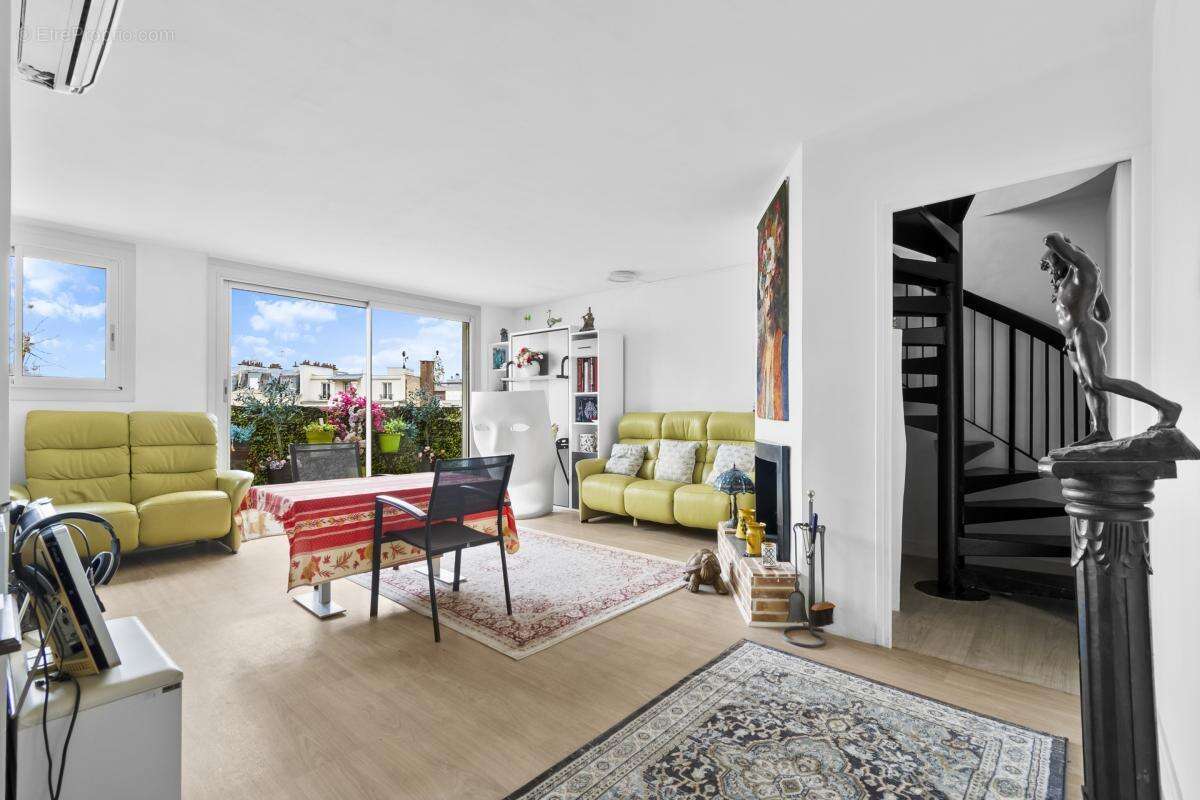 Appartement à PARIS-12E