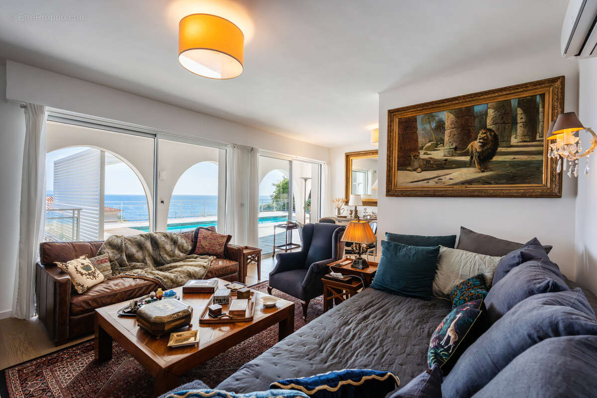 Villa de charme 300 m2 route des Sanguinaires avec vue mer et piscine - photo 12