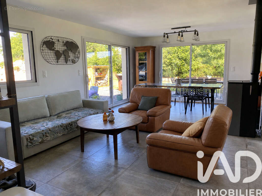 Maison 135 m² à Le Tronquay  - photo 6