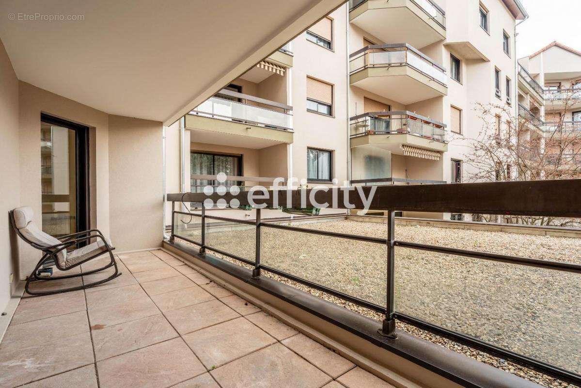 Appartement à LYON-5E