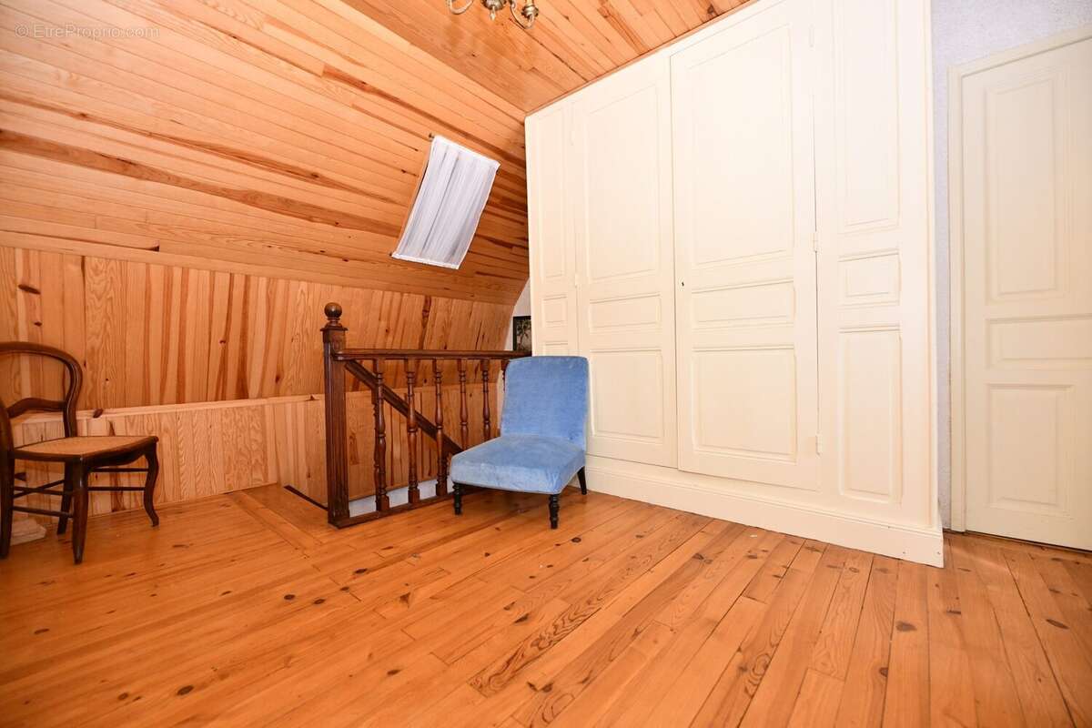 Maison à SALINS