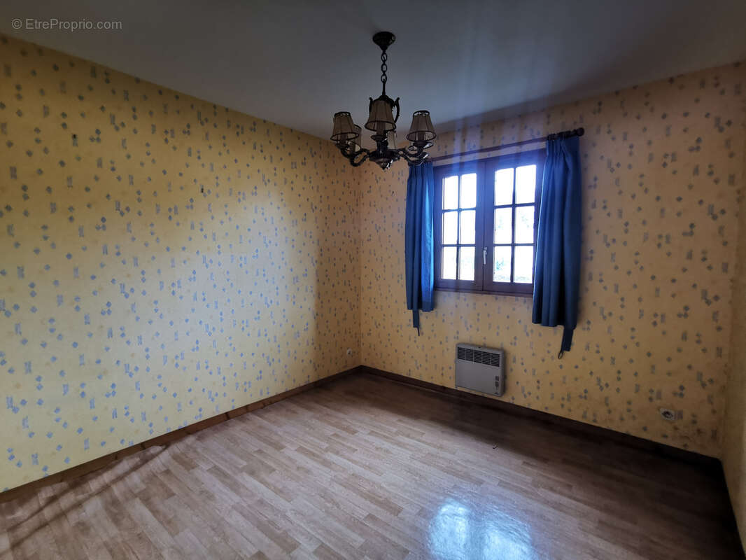Maison de plain-pied avec sous-sol complet et terrain - photo 4