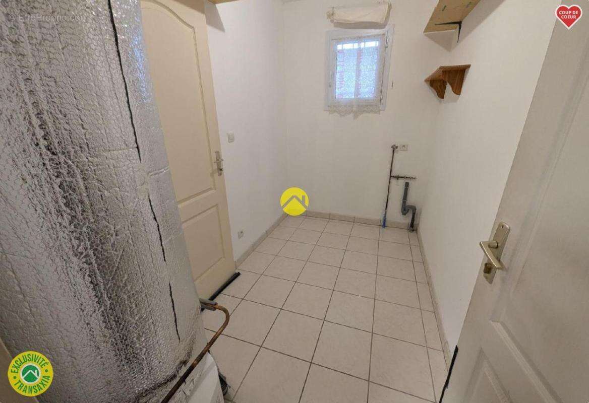 Maison à MOULINS-SUR-YEVRE