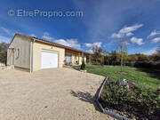 Maison à SAINT-SATURNIN-LES-APT