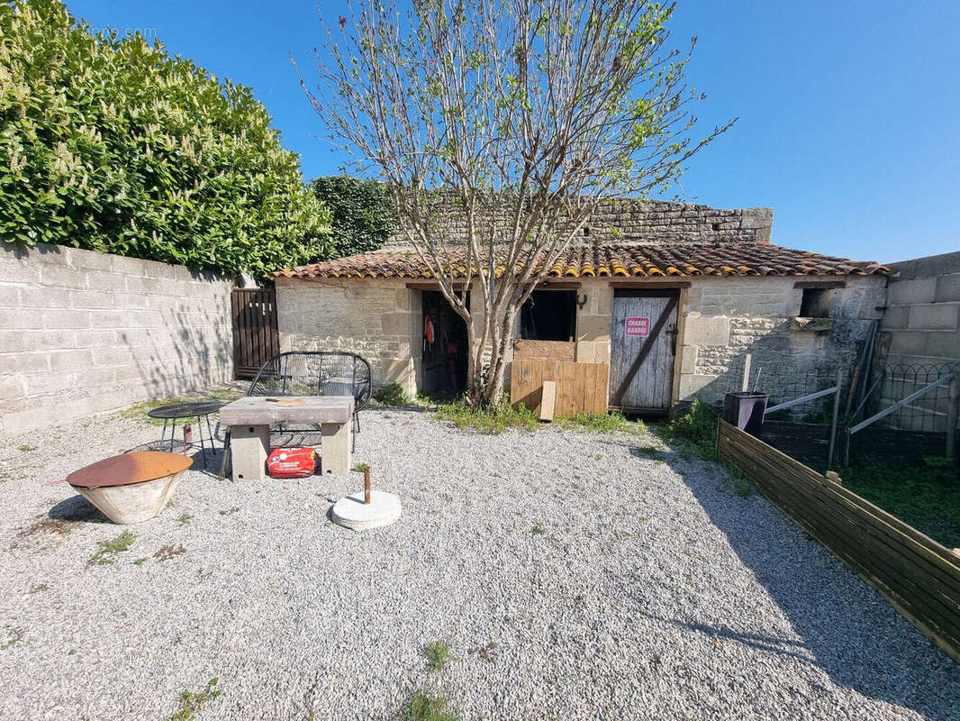 Photo 7 - Maison à BENET